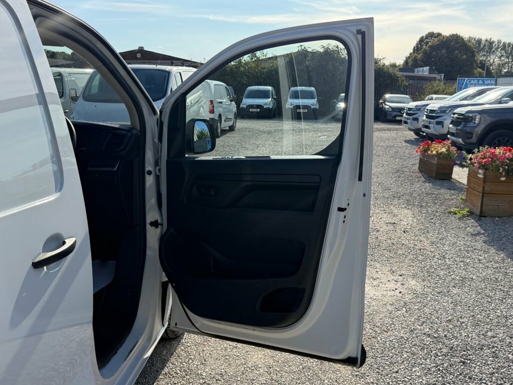 Vauxhall Vivaro Prime Grey #13