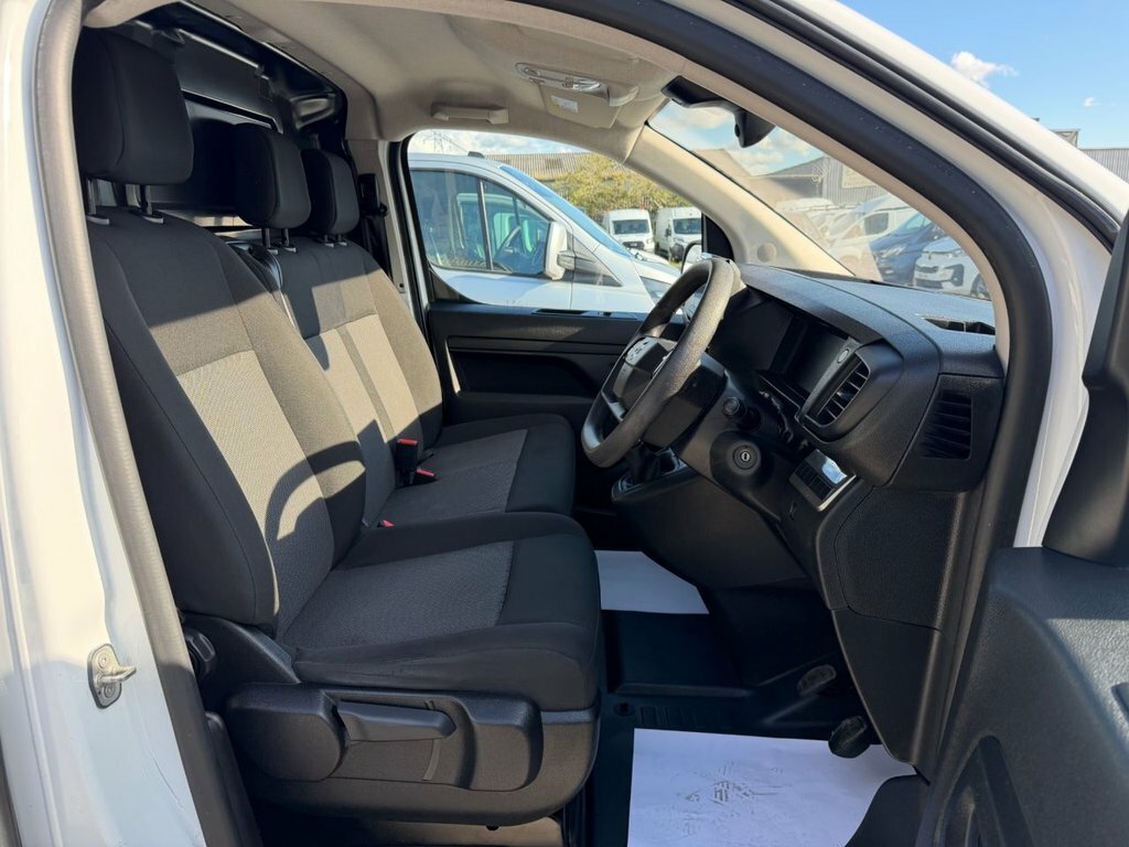 Vauxhall Vivaro Prime Grey #17