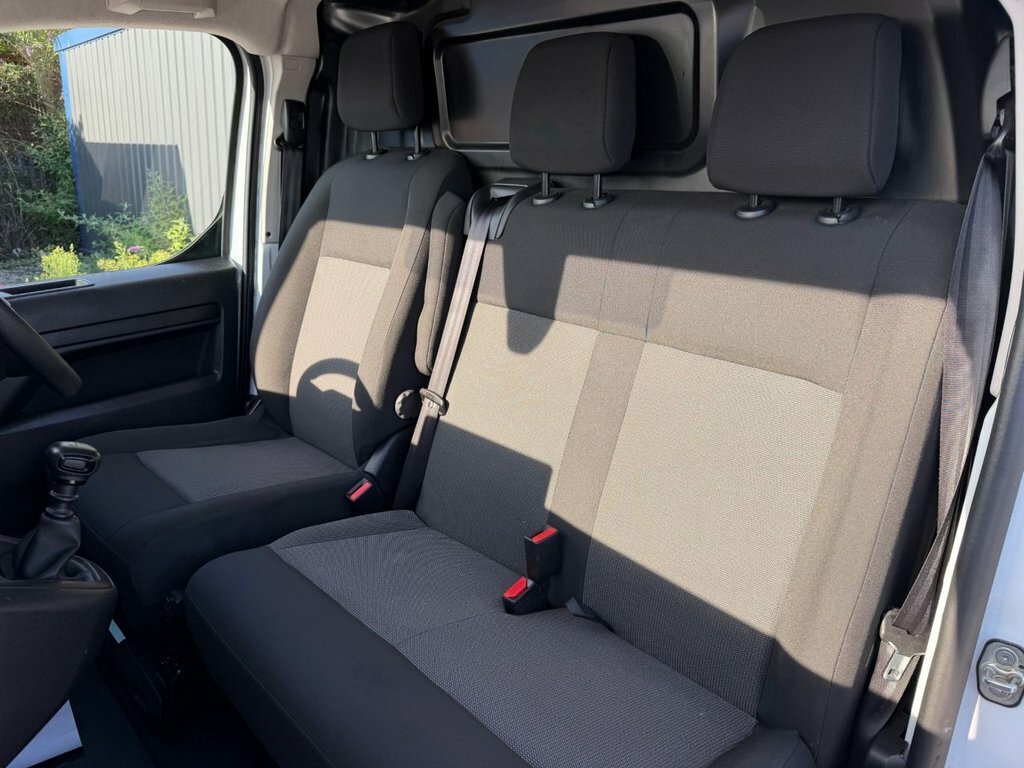 Vauxhall Vivaro Prime Grey #28