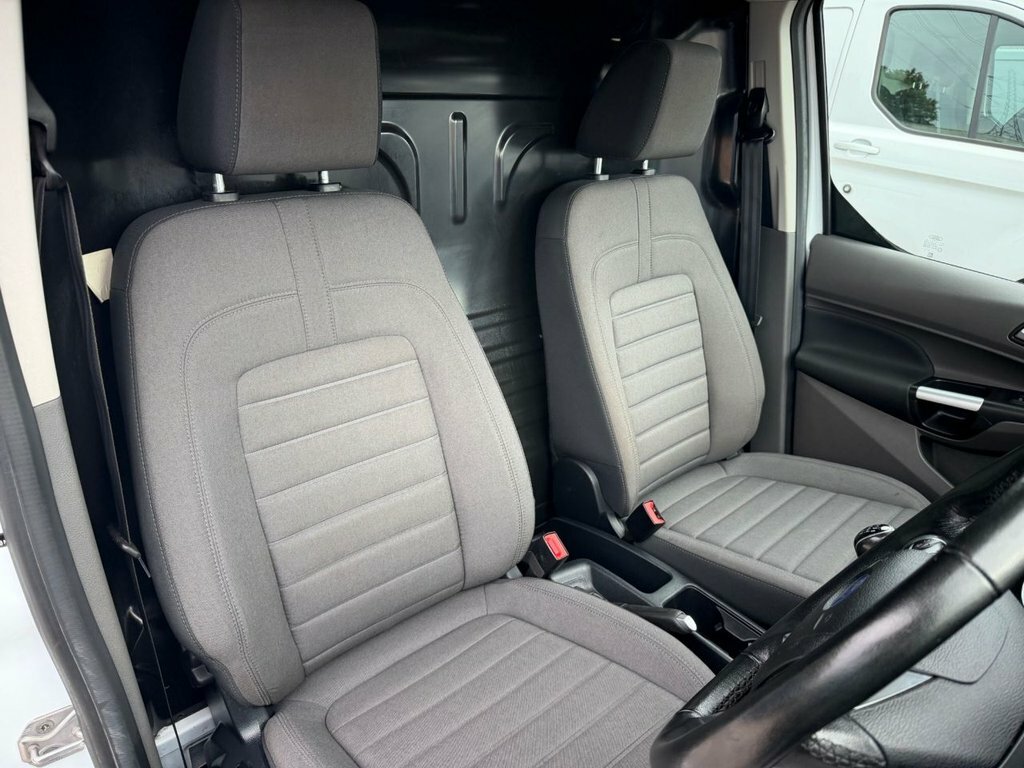 Ford Transit Connect 1.5 Ecoblue 120Ps Limited Short Wheelbase L1h1 Low Blue #19