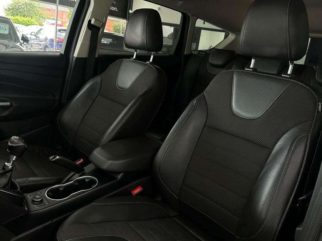 Ford Kuga  Blue #33