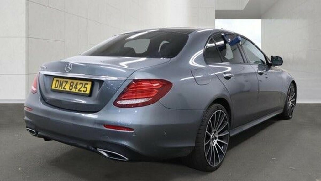 Mercedes-Benz E Class Amg Line White #17