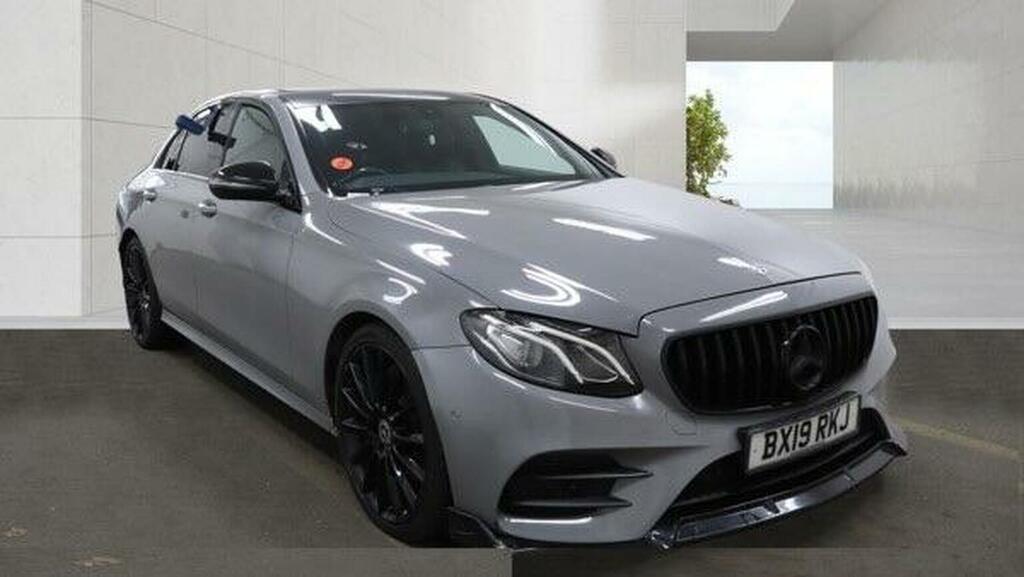 Mercedes-Benz E Class 2.0 E200 Amg Line G-tronic Euro 6 Ss Grey