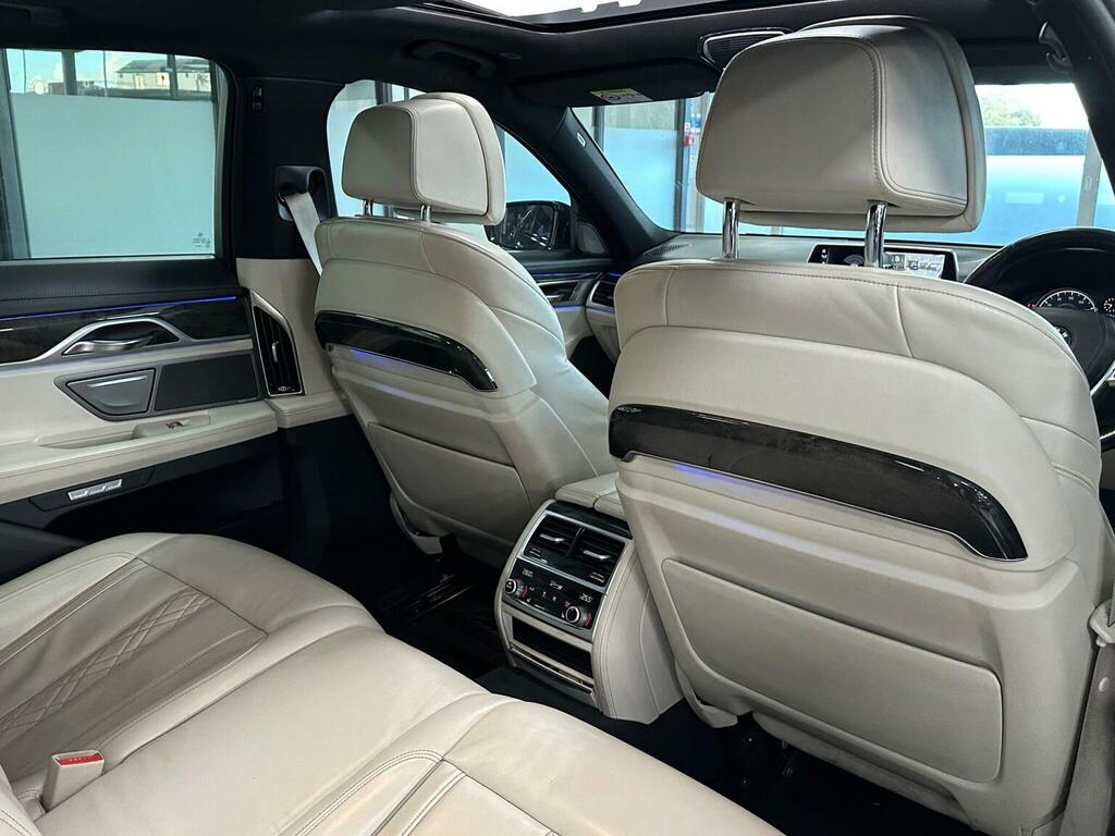 BMW 7 Series 740Ld Xdrive Black #32