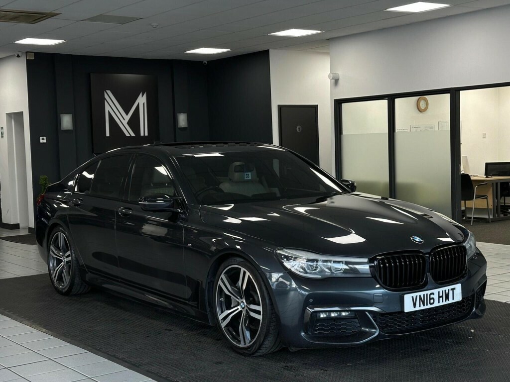 BMW 7 Series 740Ld Xdrive Black #44