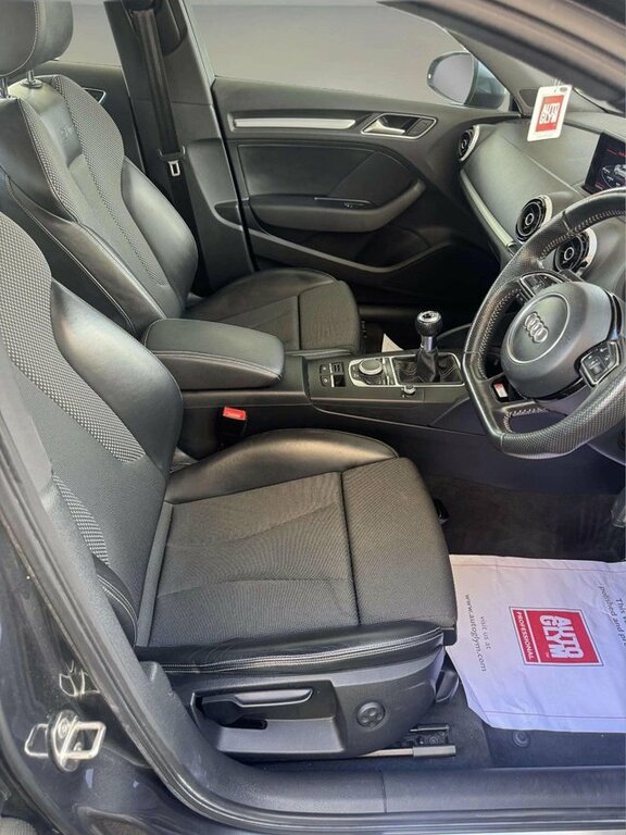 Audi A3 1.6 Tdi 110 S Line S Tronic Blue #23