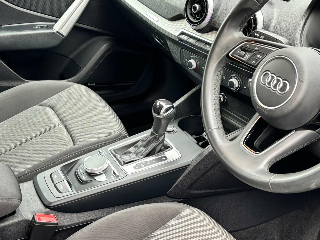 Audi Q2 35 Tfsi S Line S Tronic Grey #9