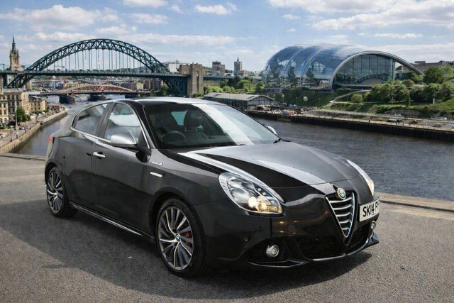 Alfa Romeo Giulietta 2.0 Jtdm-2 Sportiva Nav Euro 5 S S Black