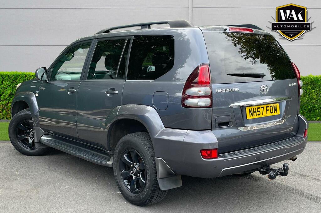 Toyota Land Cruiser 3.0 D-4d Invincible Grey #4