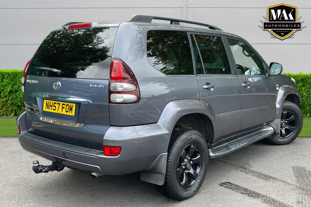 Toyota Land Cruiser 3.0 D-4d Invincible Grey #3