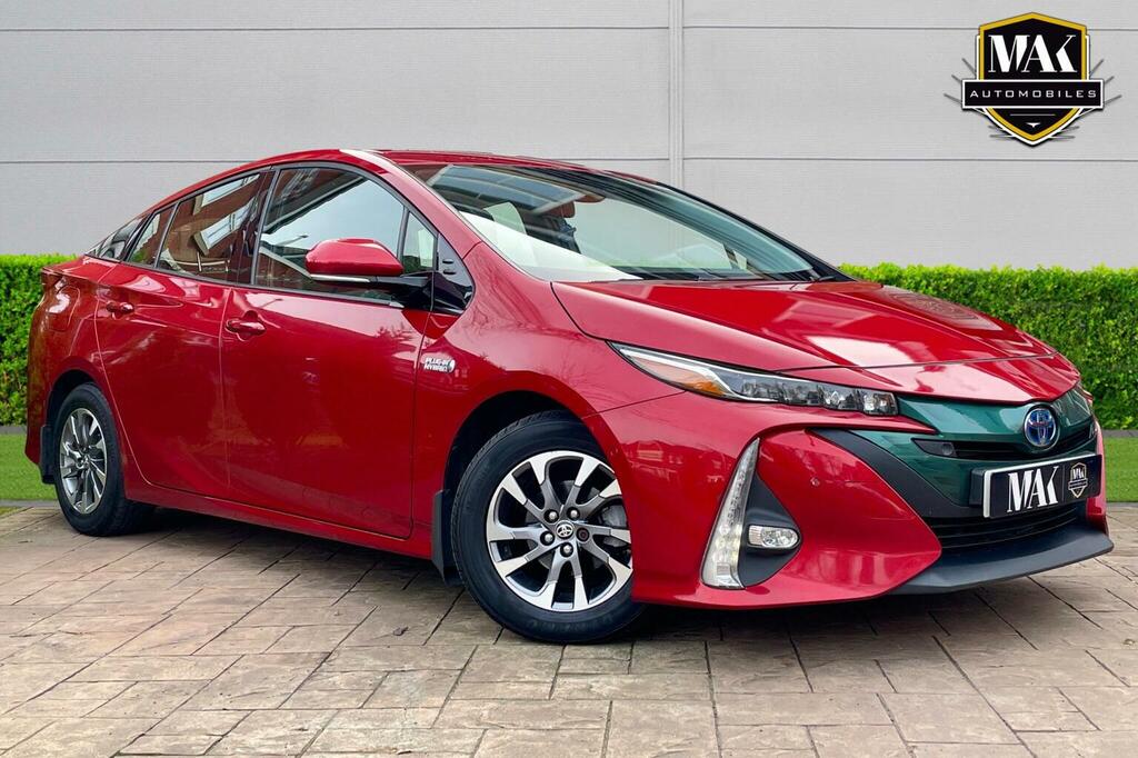 Toyota Prius Hatchback 1.8 Vvt 8.8Kwh Excel Cvt Euro 6 Ss Red