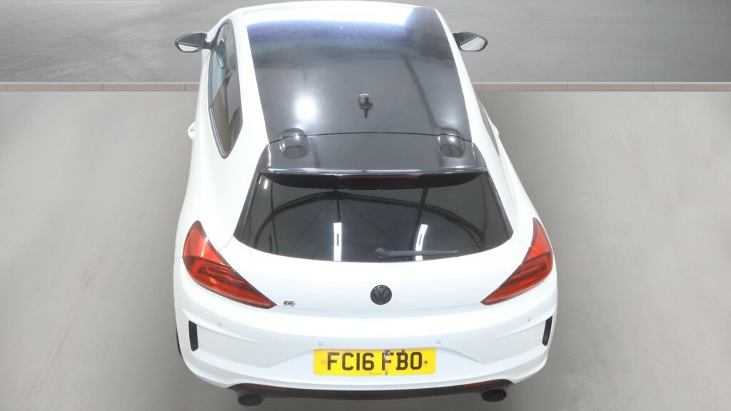Volkswagen Scirocco 2.0 Tsi Bluemotion Tech R White #2