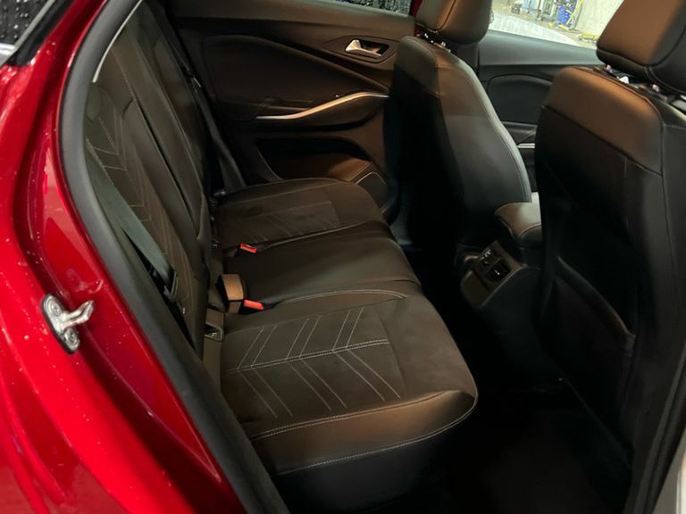 Vauxhall Grandland Ultimate Red #10