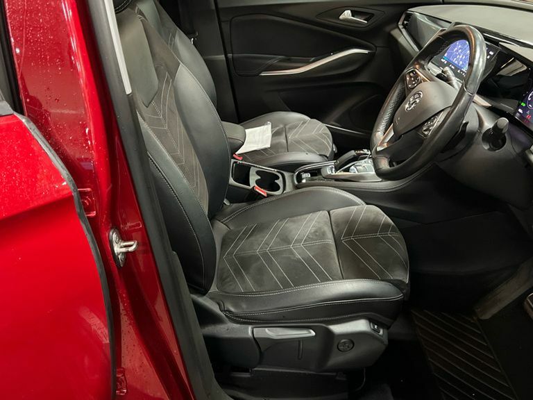 Vauxhall Grandland Ultimate Red #11