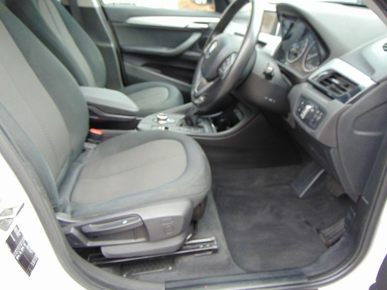 BMW X1 Xdrive18d Sport Grey #33
