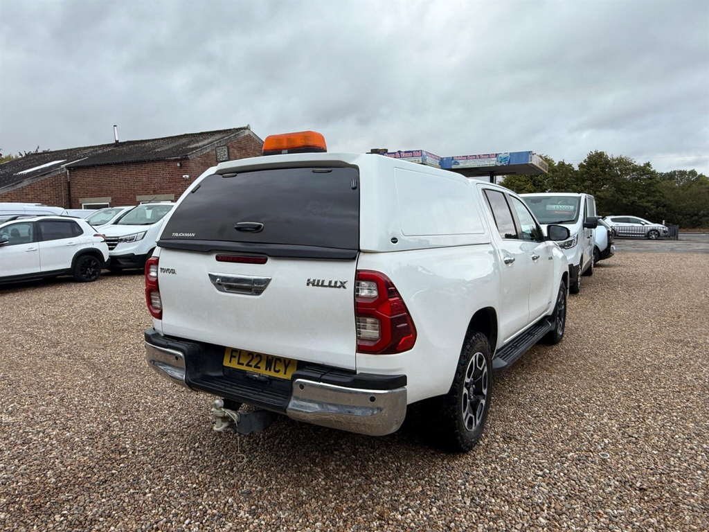 Toyota HILUX 2.4 D-4d Invincible 4Wd Euro 6 Ss White #5