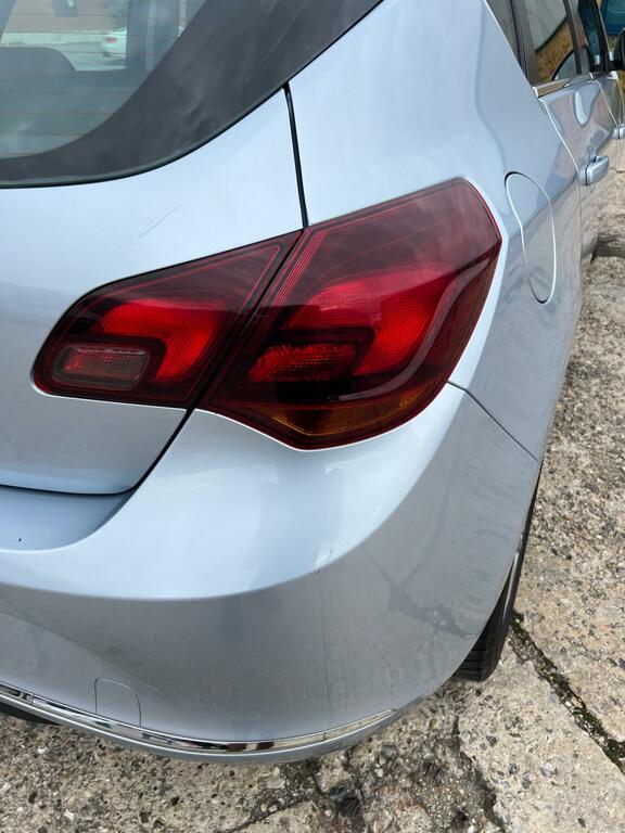 Vauxhall Astra I Excite U1188 Ulez Red #24