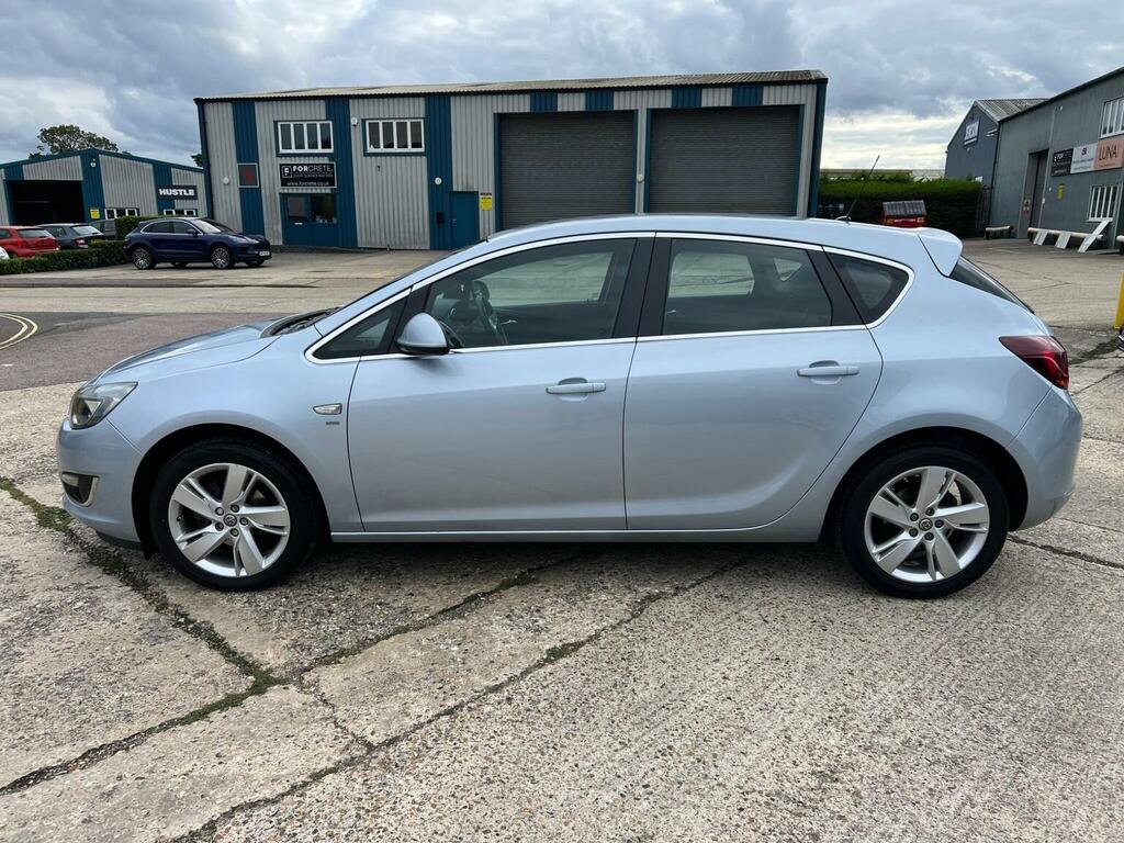 Vauxhall Astra I Excite U1188 Ulez Red #8