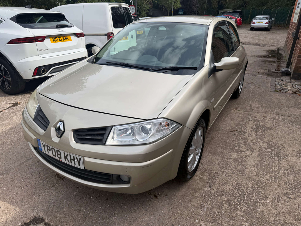 Renault Megane 1.5 Dci Dynamique S Red #7