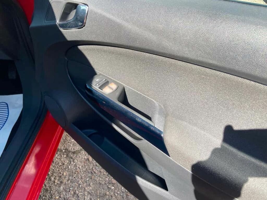 Vauxhall Corsa Hatchback 1.4I Silver #18