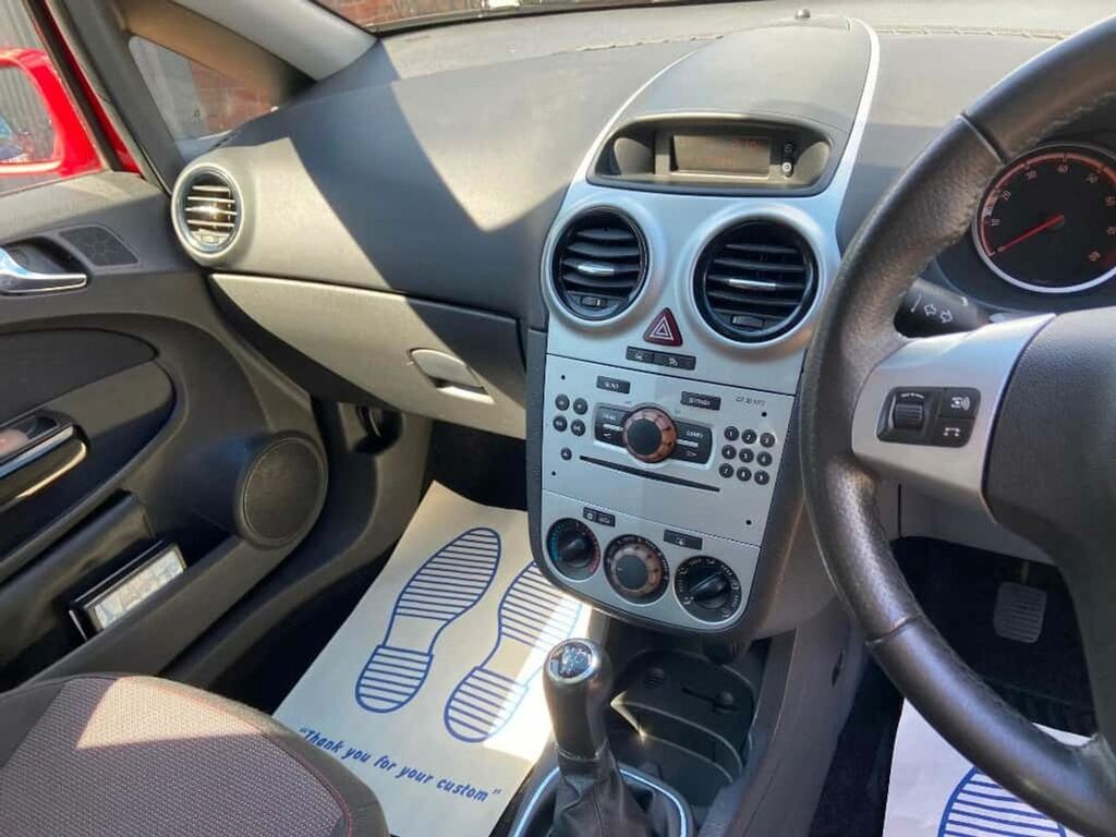 Vauxhall Corsa Hatchback 1.4I Silver #12