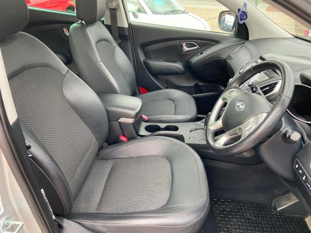 Hyundai Ix35 Suv Grey #19