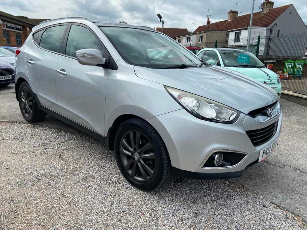 Hyundai Ix35 Premium Crdi . Low Mileage Silver #2