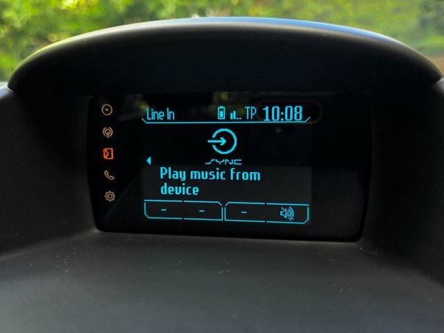 Ford Fiesta 1.25 82 Zetec Blue #25