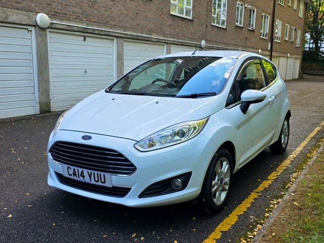 Ford Fiesta Zetec Hatchback White #3