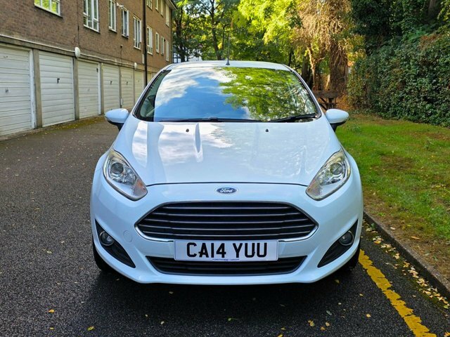 Ford Fiesta Zetec Hatchback White #2