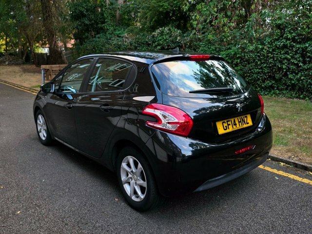 Peugeot 208 Vti Active Hatchback Black #5