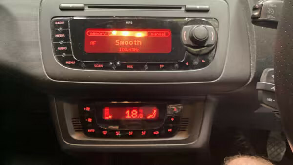 Seat Ibiza S Ac 3-Door White #1