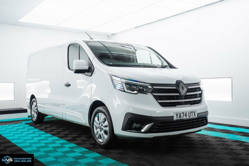 Renault Trafic 2L Extra White