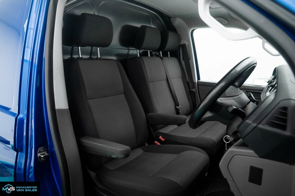 Volkswagen Transporter 2L Highline Blue #4