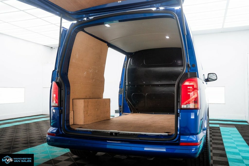 Volkswagen Transporter 2L Highline Blue #5