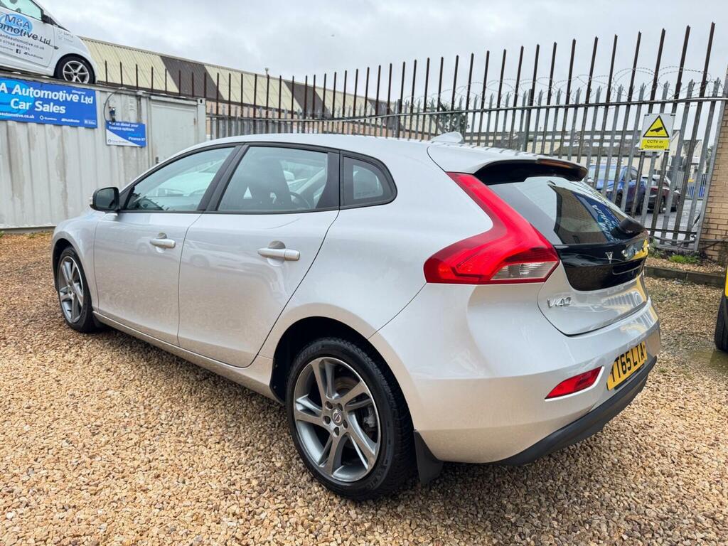 Volvo V40 Hatchback 2.0 D2 Es Nav Euro 6 Ss 201565 Silver #3