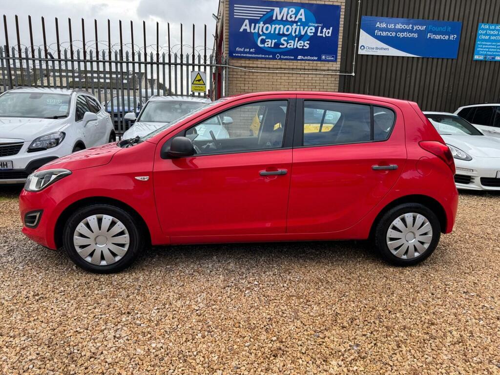 Hyundai I20 Hatchback 1.2 Classic Euro 5 201313 Red #6