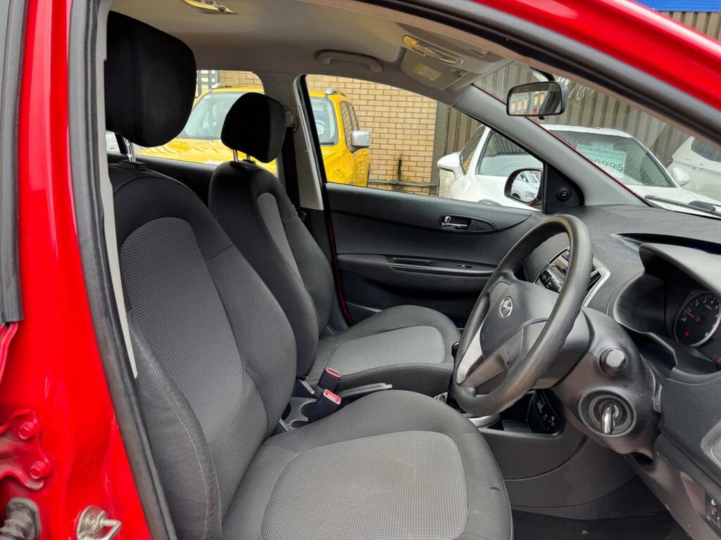 Hyundai I20 1.2 Active Euro 5 Silver #10