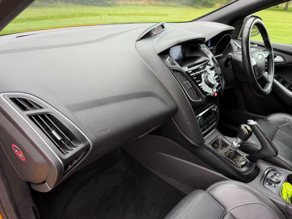 Ford Focus 1.6 Tdci Zetec Euro 5 Ss #13