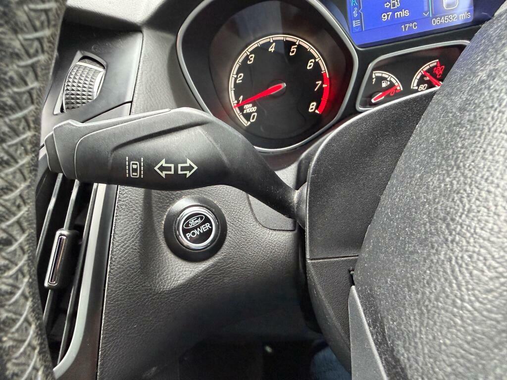 Ford Focus 1.6 Tdci Zetec Euro 5 Ss #23