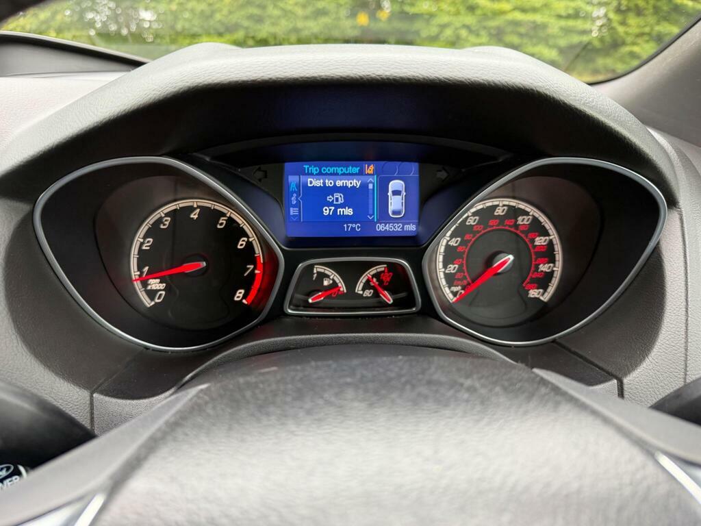 Ford Focus 1.6 Tdci Zetec Euro 5 Ss #35