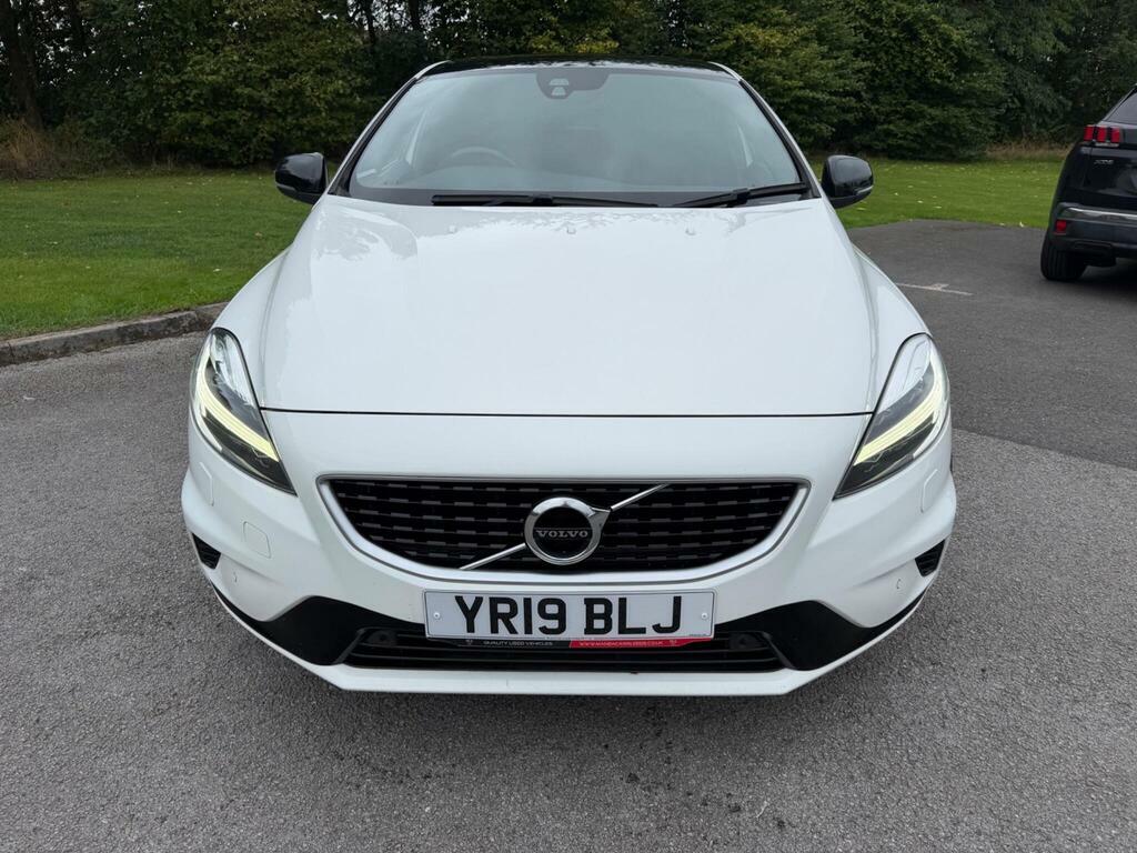 Volvo V40 2.0 T2 R-design Edition Euro 6 S S White #2