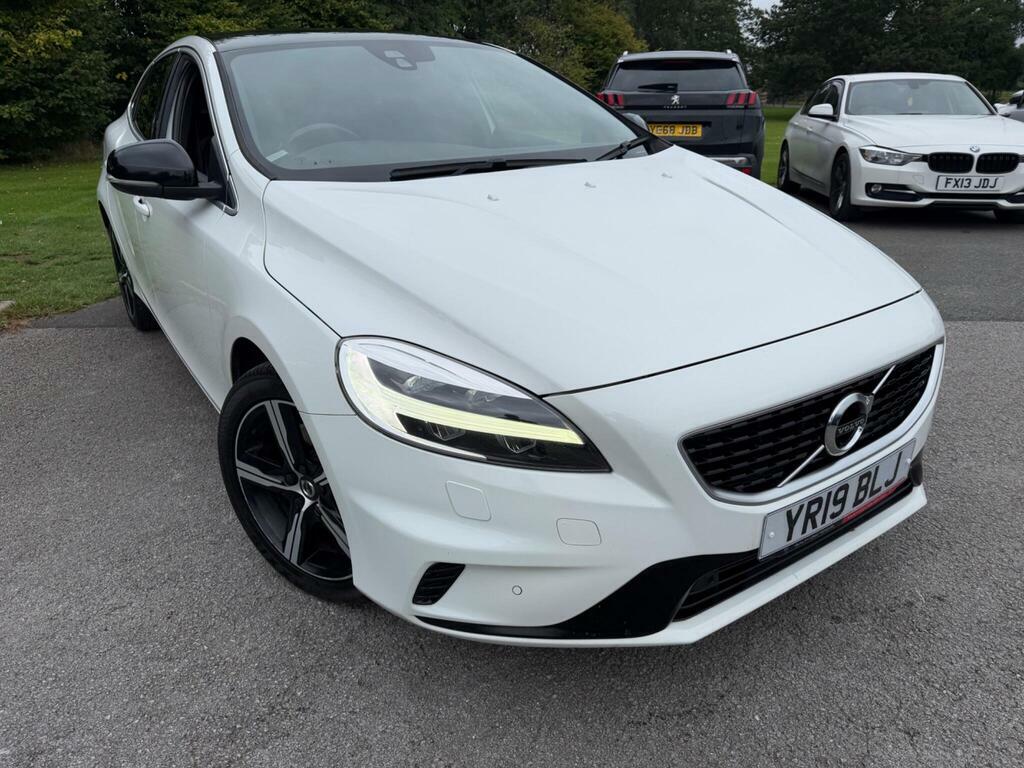 Volvo V40 2.0 T2 R-design Edition Euro 6 S S White #5