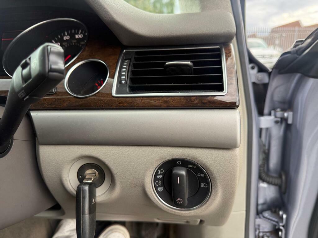 Audi A8 S8 Quattro Fsi V10  #31