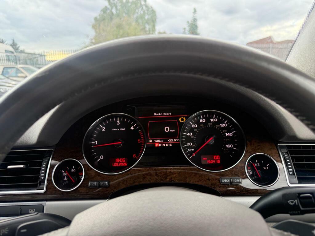 Audi A8 S8 Quattro Fsi V10  #24