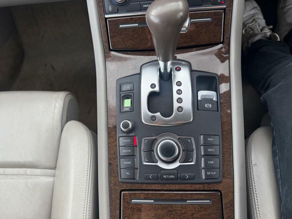 Audi A8 S8 Quattro Fsi V10  #25