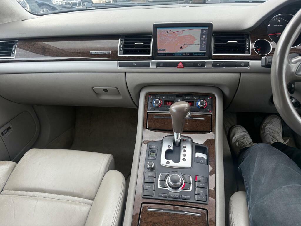 Audi A8 S8 Quattro Fsi V10  #20