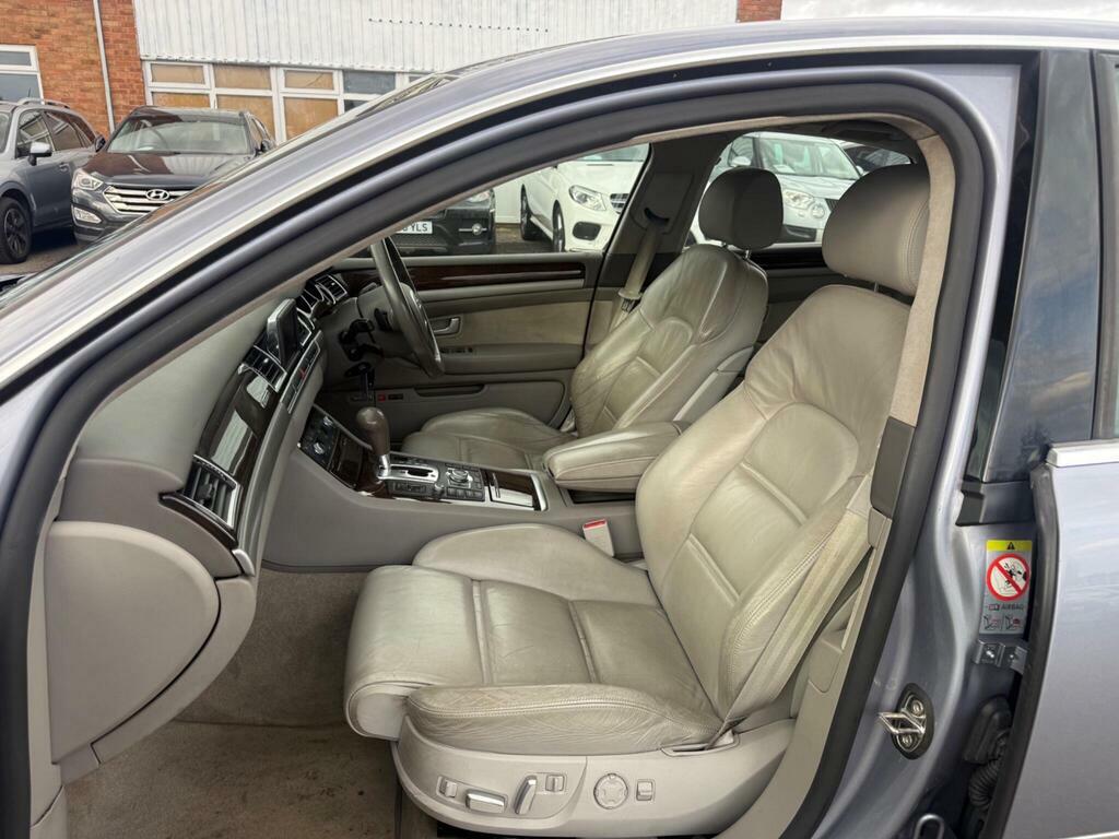 Audi A8 S8 Quattro Fsi V10  #10