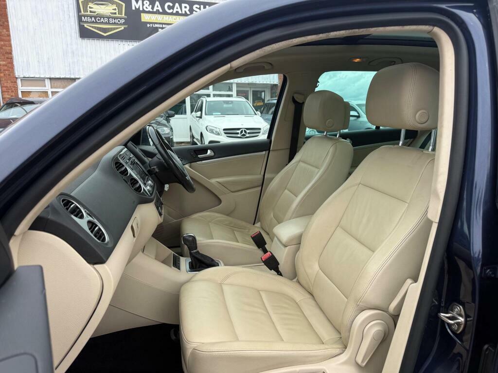 Volkswagen Tiguan Automatic Silver #14