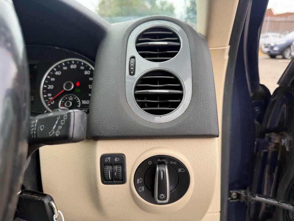Volkswagen Tiguan Automatic Silver #38